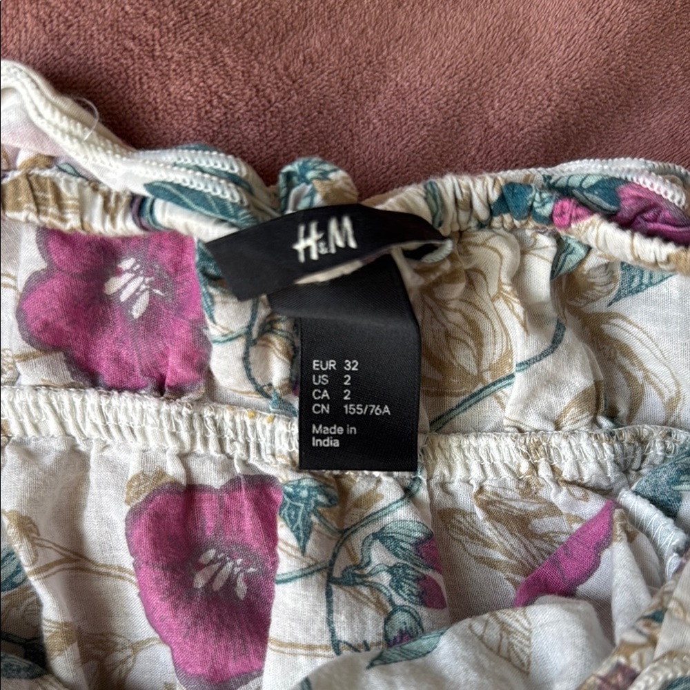 H&M Floral Ruffle Top - Multicolor - Picture 3 of 4